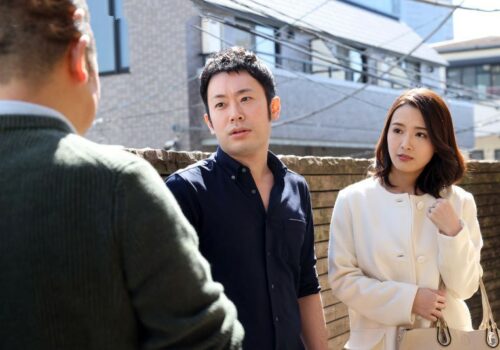 Anh chồng đến thăm loạn luân cùng đứa em dâu xinh đẹp